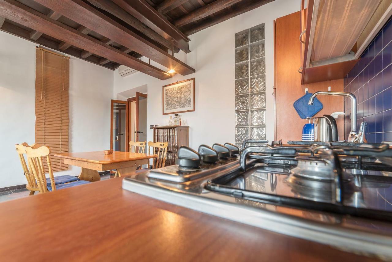 Colosseo & San Clemente Cozy Flat Rome Exterior photo